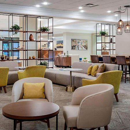 Sheraton Suites Market Center Даллас Екстер'єр фото