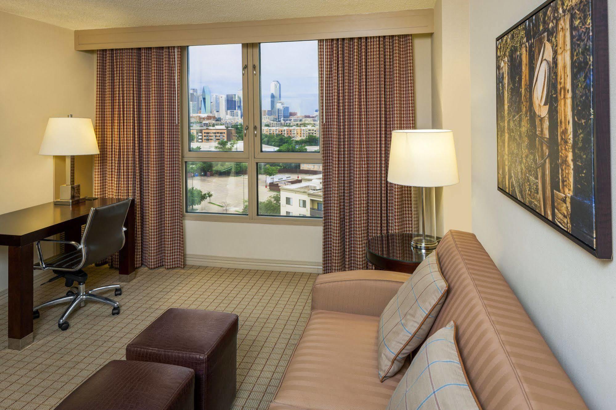 Sheraton Suites Market Center Даллас Екстер'єр фото