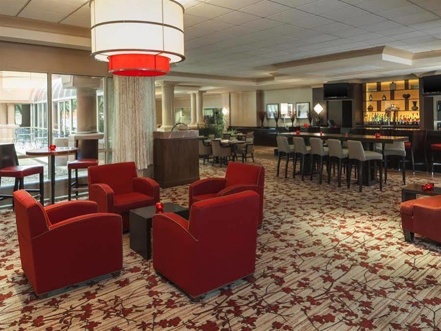 Sheraton Suites Market Center Даллас Екстер'єр фото